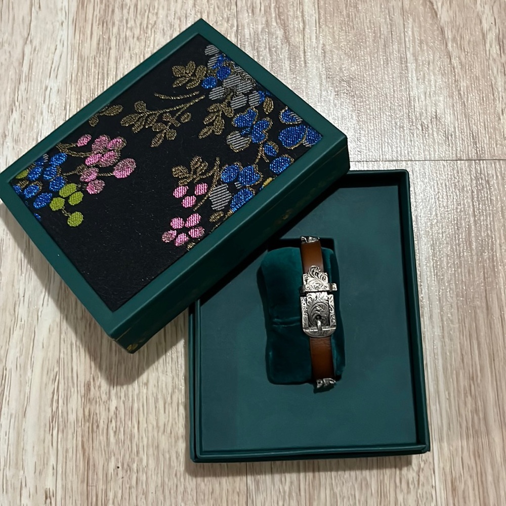 Gucci bracelet